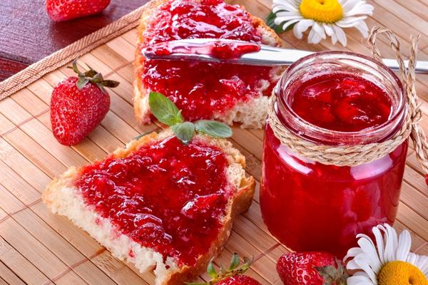 Can Dogs Eat Strawberry Jam